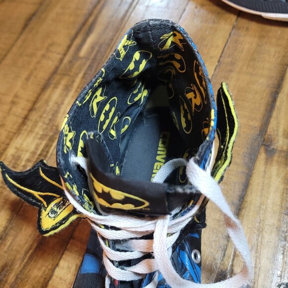 RARE CONVERSE DC Comics Batman and Robin High Tops with Wings - Picture 9 of 13